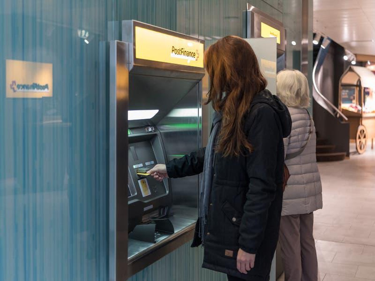 Postfinance schneidet im Gebührenvergleich schlecht ab.