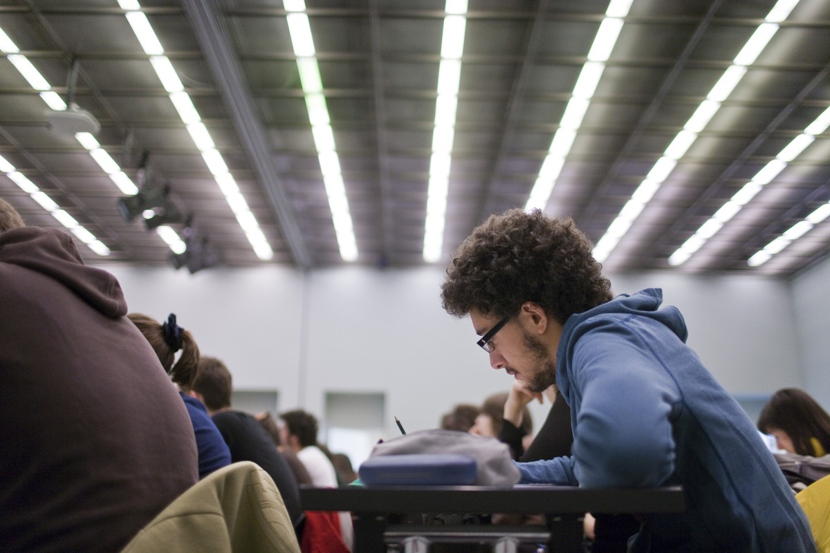 Wenn Studenten ihre Arbeiten von anderen schreiben lassen: Die Unis versuchen gegen das Ghostwriting vorzugehen.&nbsp;