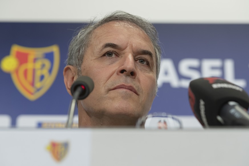 Marcel Koller wird an einer Pressekonferenz als neuer Trainer des FC Basel 1893 vorgestellt in Basel am Donnerstag, 2. August 2018. (KEYSTONE/Georgios Kefalas)