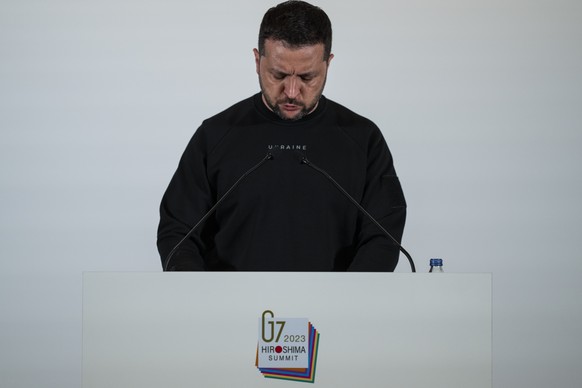 Ukrainian President Volodymyr Zelenskyy speaks during a news conference at the Group of Seven nations&#039; summit in Hiroshima, western Japan, Sunday, May 21, 2023. (AP Photo/Louise Delmotte, Pool)