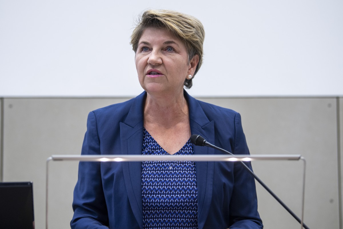 Bundesraetin Viola Amherd haelt die Eroeffnungsrede an der IT-Beschaffungskonferenz und dem 10-jaehrigen Jubilaeum, am Donnerstag, 26. August 2021 in Bern. (KEYSTONE/Marcel Bieri)