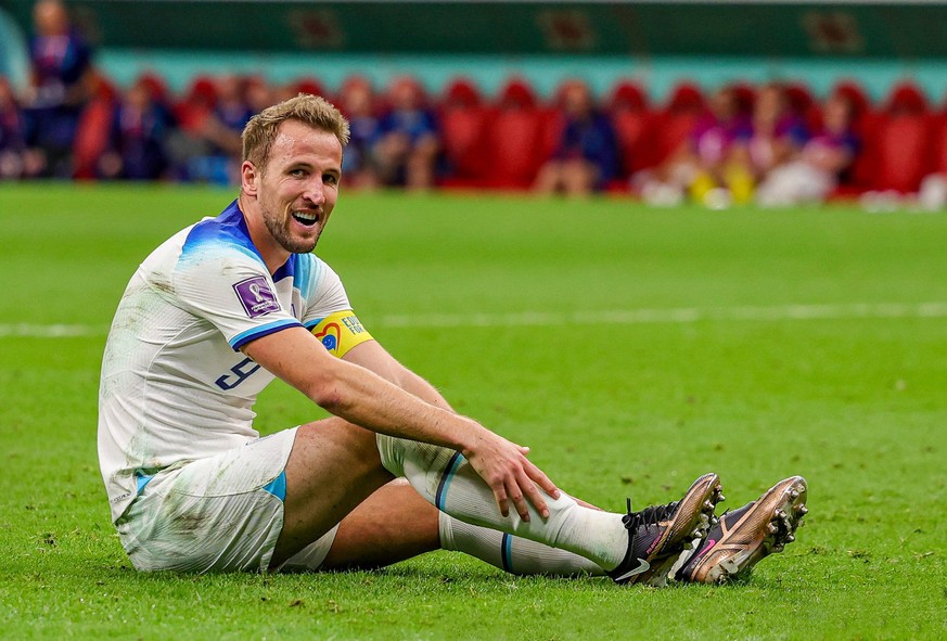 England v Senegal 2022 FIFA World Cup, WM, Weltmeisterschaft, Fussball 04/12/2022. Round of 16 Harry Kane 9 of England during the 2022 FIFA World Cup Round of 16 match between England and Senegal at A ...