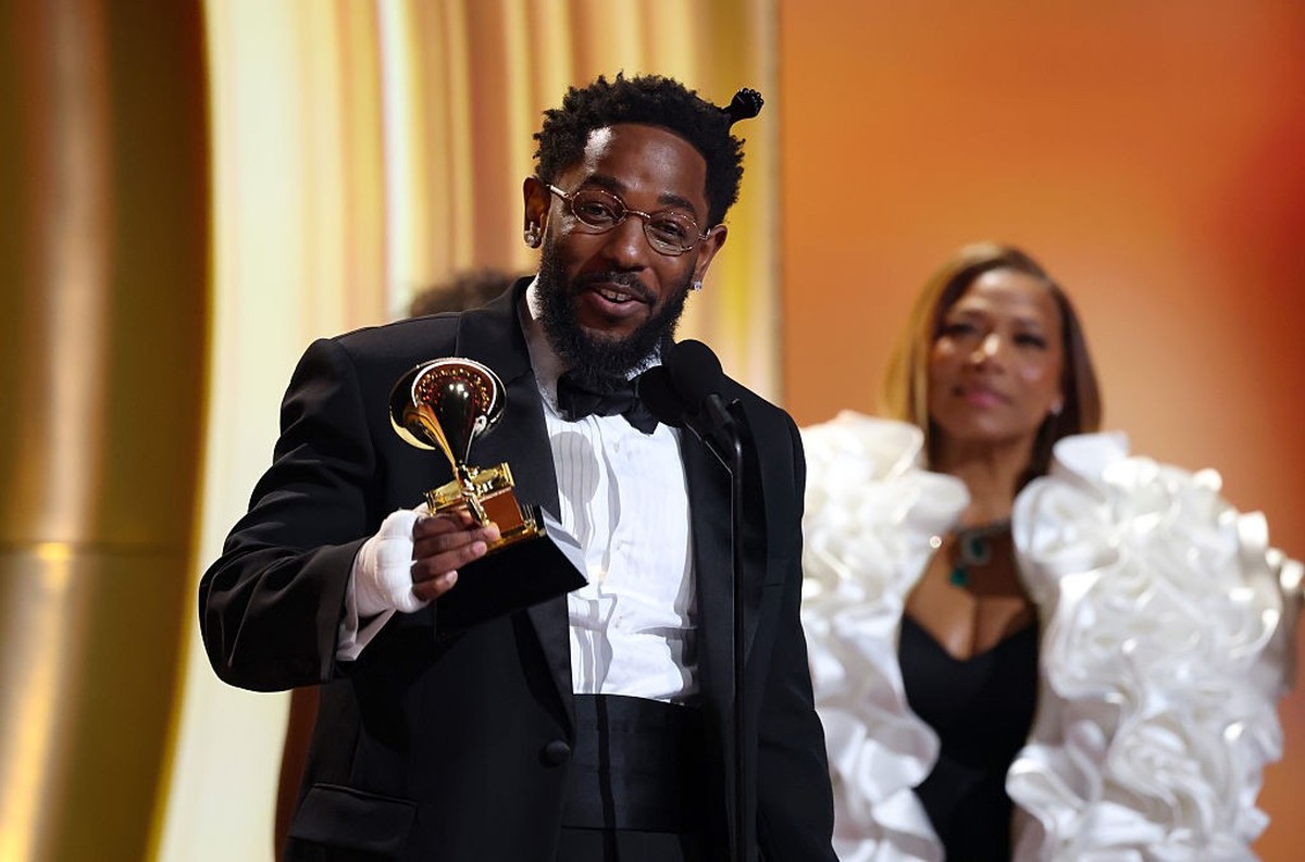 Qu'est-il donc arrivé à la main de Kendrick Lamar, qui portait un bandage le soir des Grammy Awards?