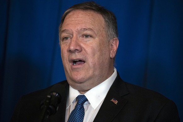 Secretary of State Mike Pompeo delivers a statement on Iraq and Syria, at President Donald Trump's Mar-a-Lago property, Sunday, Dec. 29, 2019, in Palm Beach, Fla. (AP Photo/ Evan Vucci)
Mike Pompeo