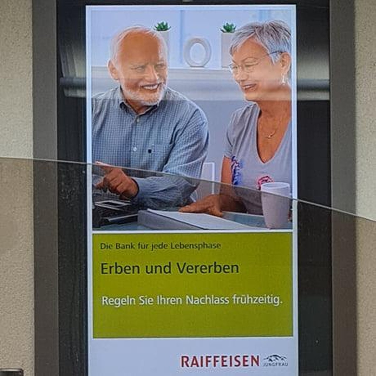 Das ist er also: Der LETZTE PICDUMP (in diesem Jahr) ЁЯЩГ\nevtl. ist es schon ein alter hut, harold ist die neue werbeikone von raiffeisen ЁЯШВ