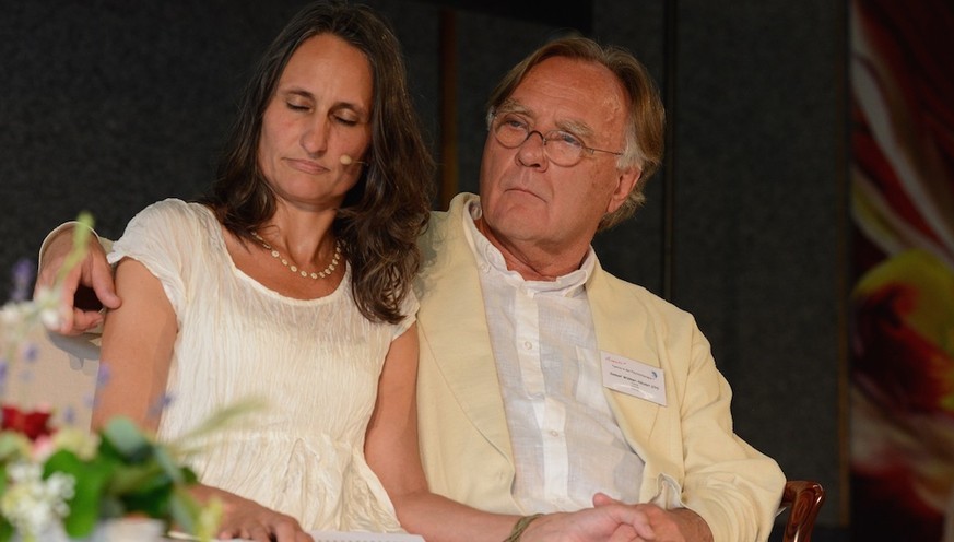 Samuel Widmer mit einer seiner Frauen, Daniele Nicolet, an einem Kongress in Lüsslingen 2015.