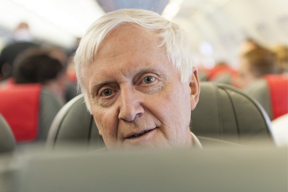 Financier Martin Ebner auf einem Sonderflug der Helvetic Airways anlaesslich des Neuerwerbs eines Airbus 319 von Zuerich nach Bern am Freitag, 31. Mai 2013. Die Fluggesellschaft Helvetic Airways wurde ...