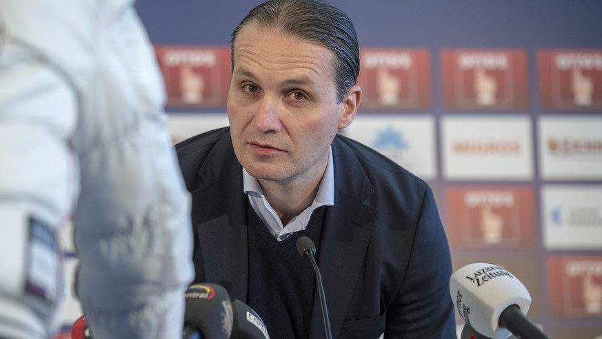 Der Sportchef des FC Luzern, Remo Meyer anlsslich einer Medienkonferenz des FC Luzern zur Entlassung des Trainers Rene Weiler vom Montag, 18. Februar 2019 in Luzern. (KEYSTONE/Urs Flueeler)