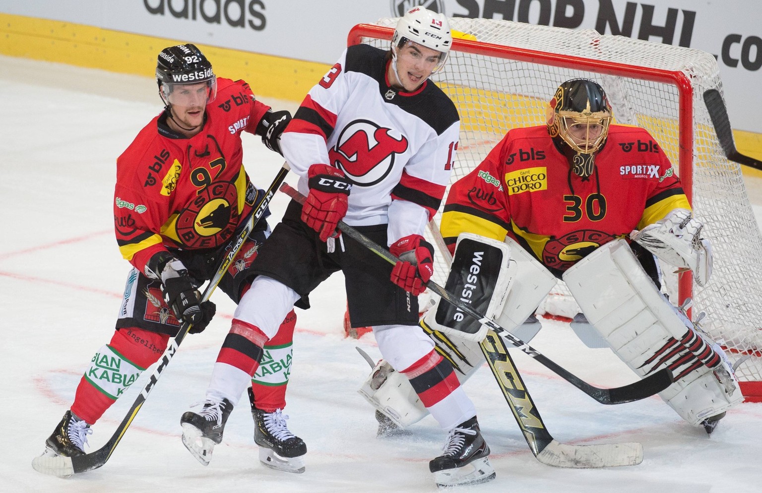 Eishockey NHL Eishockey Herren USA Global Series Challenge 2018 - New Jersey Devils - SC Bern Bern, Schweiz, 01.10.2018, NHL Global Series Challenge Switzerland 2018, Saison 2018/2019, New Jersey Devi ...