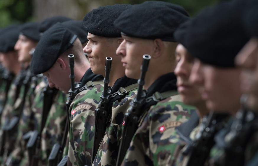 Referendum «Nein zur Halbierung der Armee!» ist gescheitert