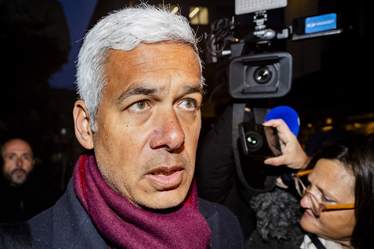 Nicola Meier, the lawyer of the owners of the bar in Crans-Montana, where the deadly fire happened on New Year's Day, Jacques and Jessica Moretti from France, arrives at the Valais public prosecu ...