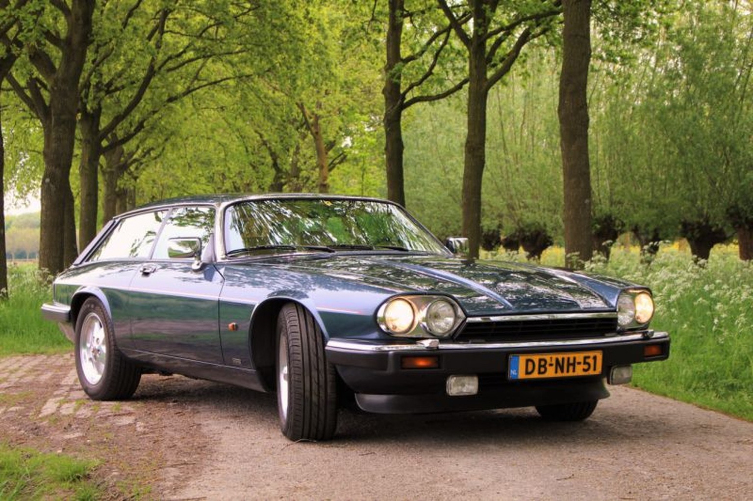 Lynx Eventer Shooting Brake Jaguar XJ-S auto coupe sportwagen retro https://news.yahoo.com/classics-sale-lynx-eventer-jaguar-150011496.html