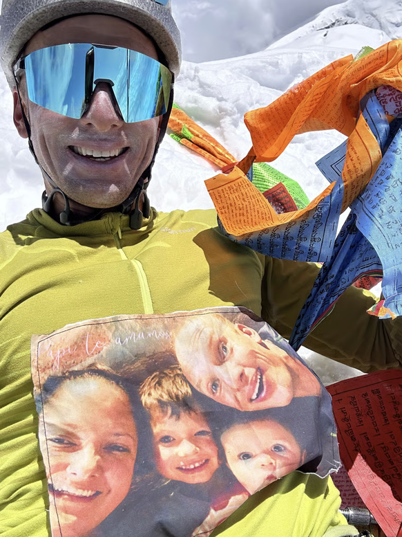 Ein Bild mit Frau und Kindern hat Karl Egloff immer dabei.