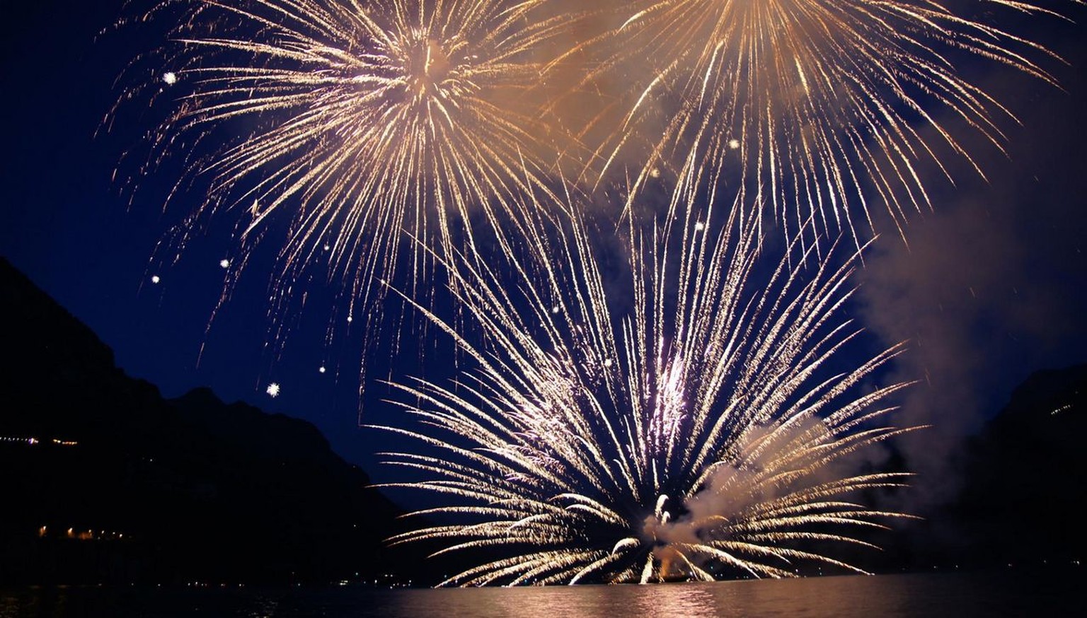 Silvester Feuerwerk Brunnen Schwyz (SZ)