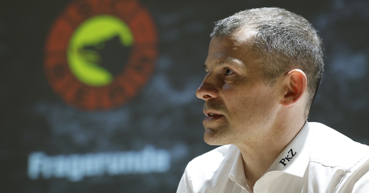 SCB-Sportchef-Pl-ss-Ich-w-rde-noch-so-gerne-Simon-Moser-klonen-