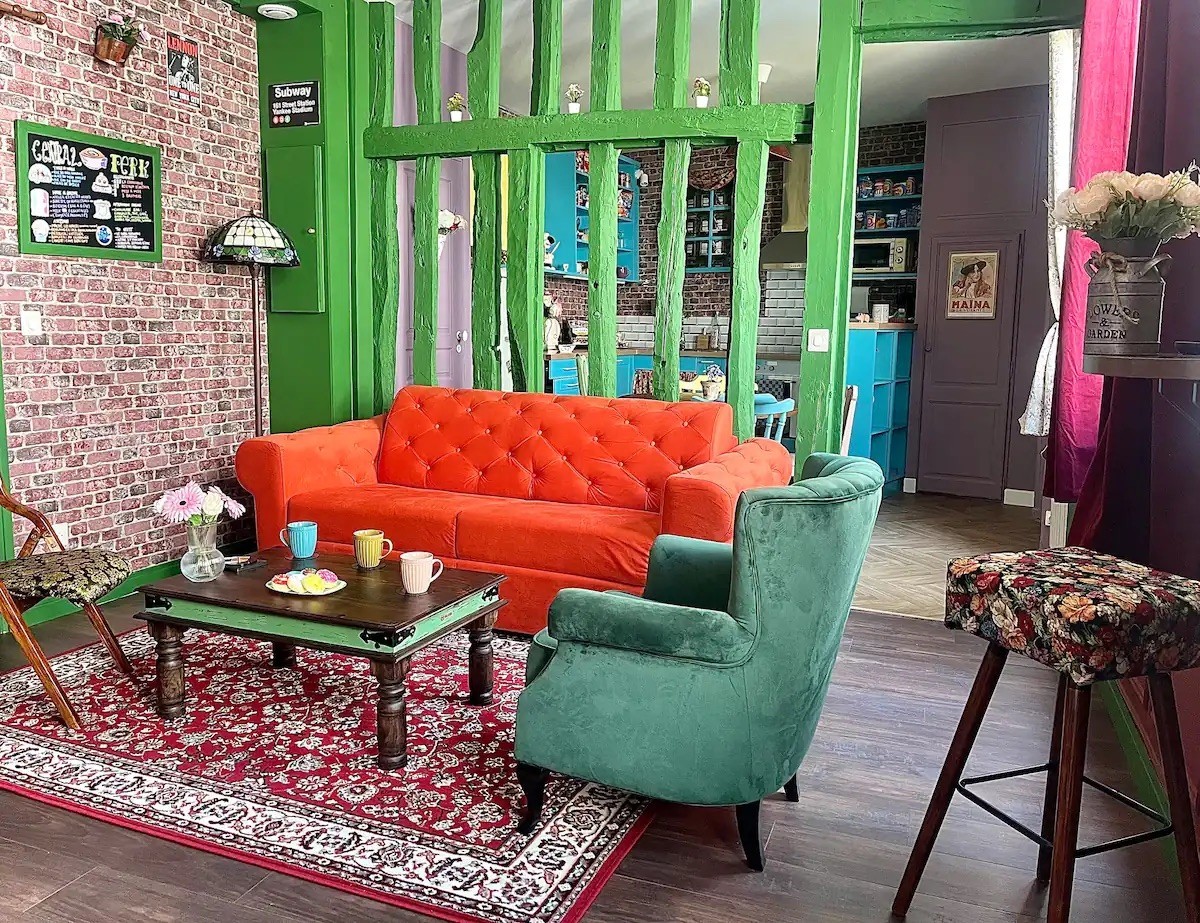 Apartment Friends on Airbnb