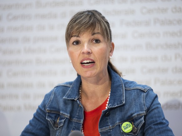 Diana Gutjahr, Nationalraetin SVP-TG, spricht waehrend einer Medienkonferenz zur AHV-Reform AHV 21, am Freitag, 26. August 2022 in Bern. Am 25. September kommt die AHV 21 zur Abstimmung. Die AHV-Refor ...