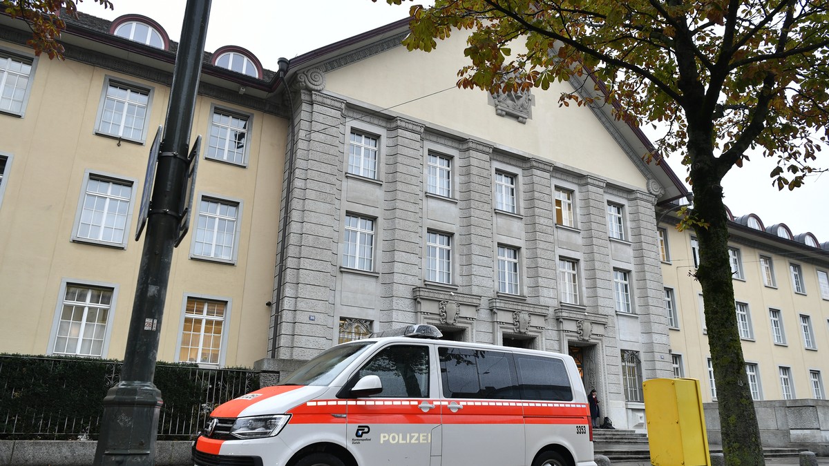 Das Zuercher Bezirksgericht am Mittwoch, 30. Oktober 2019. In Zuerich steht heute Mittwoch einmal mehr der junge Straftaeter Brian, bekannt geworden unter dem Namen Carlos, vor Gericht..Er ist angekla ...
