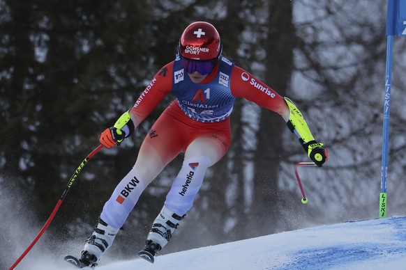 Switzerland&#039;s Corinne Suter speeds down the course during an alpine ski, women&#039;s World Cup super G race, in Altenmarkt-Zauchensee, Austria, Sunday, Jan. 14, 2024. (AP Photo/Marco Trovati)