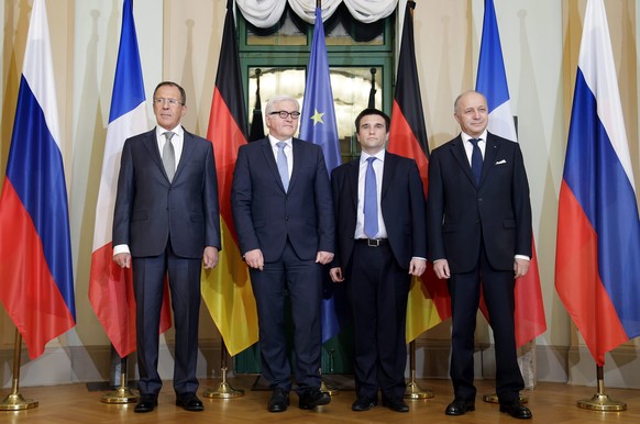 Die Aussenminister in Berlin: Sergey Lavrov (Russland), Frank-Walter Steinmeier (Deutschland), Pavlo Klimkin (Ukraine) und Laurent Fabius (Frankreich), von links nach rechts.