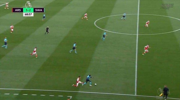 «Ich hoffe, er lernt daraus» – Xhaka erntet von Wenger Kritik und Nachsicht zugleich
Naja, so dumm und unnoetig war es nicht. War eine Ueberzahlsituation von Swansea: