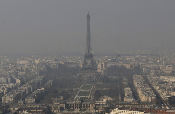 Paris im Smog.