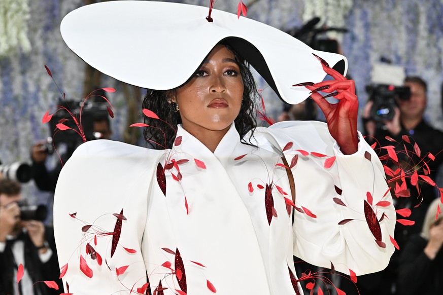 Naomi Osaka arrives at The Metropolitan Museum of Art's Costume Institute benefit gala celebrating the opening of the "Costume Art" exhibition on Monday, May 4, 2026, in New York. (Phot ...