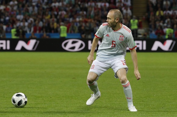 epa06825465 Andres Iniesta of Spain in action during the FIFA World Cup 2018 group B preliminary round soccer match between Iran and Spain in Kazan, Russia, 20 June 2018.

(RESTRICTIONS APPLY: Edito ...