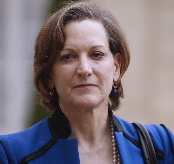 epa07589489 US writer Anne Applebaum leaves the Elysee following his meeting with French President Emmanuel Macron (not pictured) and others European Philosophers and Intellectuals in Paris, France, 2 ...