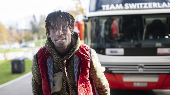 Francois Moubandje bei seiner Ankunft vor dem Hotel Atlantis by Giardino in Zuerich am Montag, 11. November 2019. (KEYSTONE/Ennio Leanza)