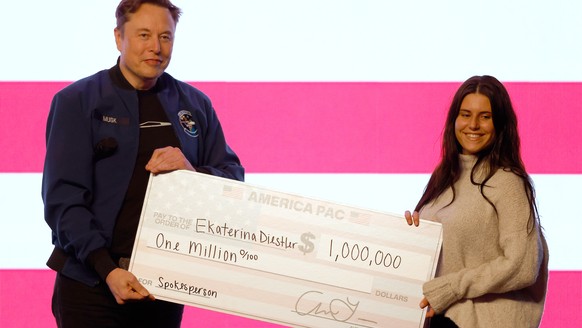 Elon Musk presents a check for $1 million dollars during a town hall Sunday, March 30, 2025, in Green Bay, Wis. (AP Photo/Jeffrey Phelps)
Wisconsin Supreme Court