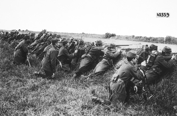 Erster Weltkrieg Westfront 1914 französische Soldaten (Wikipedia/PD)