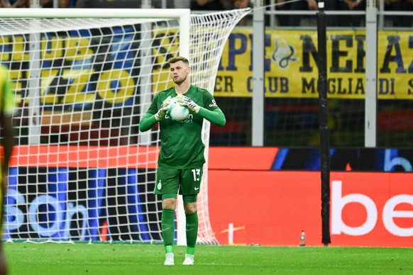 CALCIO - Serie A - Inter - FC Internazionale vs US Sassuolo Josep Martinez of FC Inter in action during the Italian Serie A football match between Inter FC Internazionale and Sassuolo FC on 21 of Sept ...