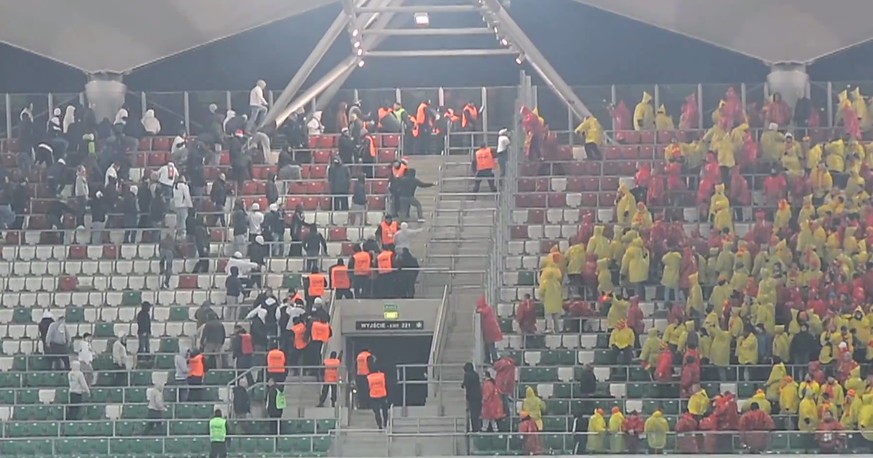 Dem Legia-Ansturm haben die Orangen jedoch nicht mehr viel entgegenzusetzen ...&nbsp;