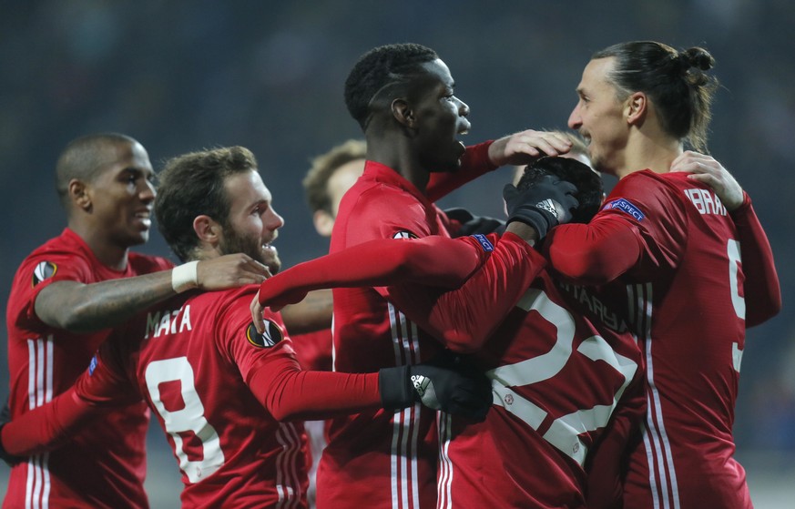 Manchester United&#039;s from left, Eric Bailly, Juan Mata, Paul Pogba, Henrikh Mkhitaryan and Zlatan Ibrahimovic celebrate after their first goal during the Europa League group A soccer match between ...