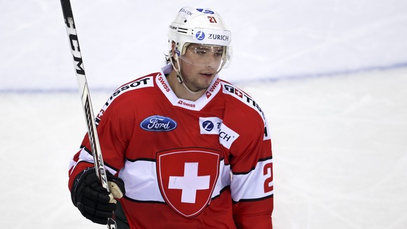 ARCHIV -- ZUM START DER EISHOCKEY WM AM FREITAG, 10. MAI 2019, STELLEN WIR IHNEN FOLGENDES BILDMATERIAL ZUR VERFUEGUNG  Switzerland&#039;s forward Kevin Fiala returns to his bench, during a friendly  ...