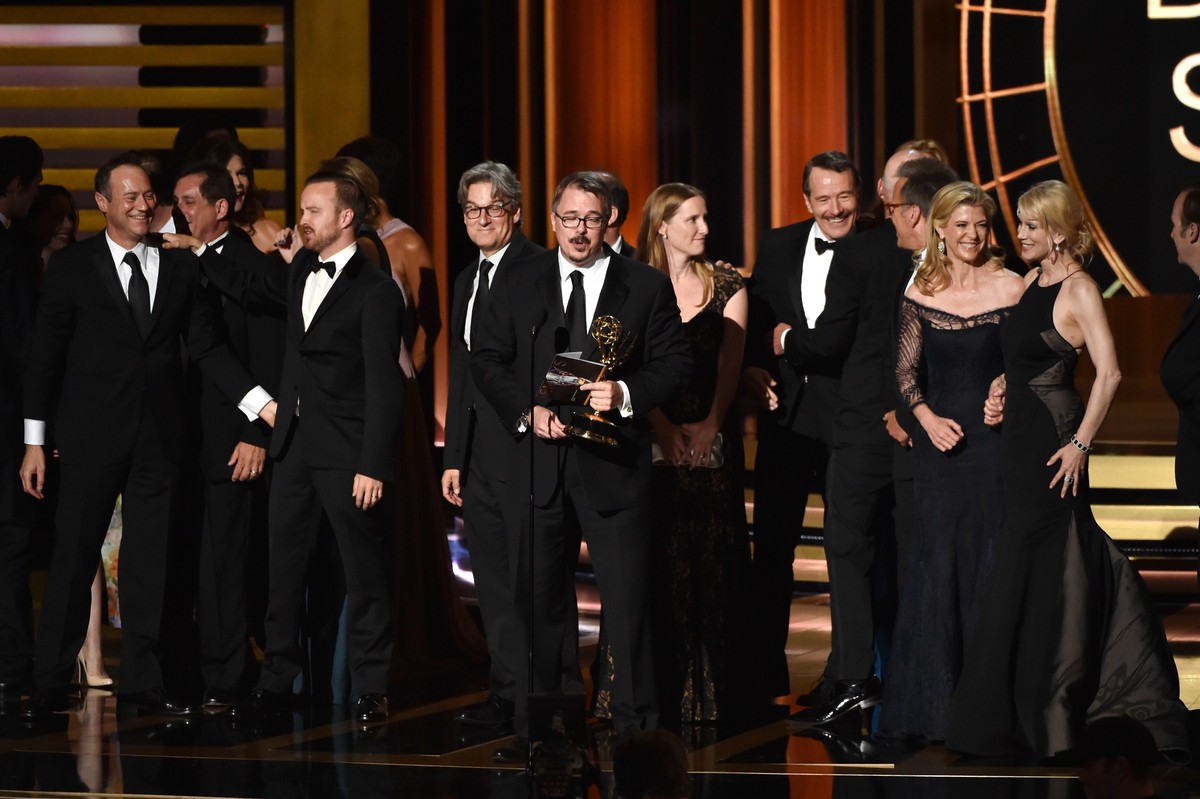 Vince Gilligan (im Zentrum) mit seiner «Breaking Bad»-Crew.