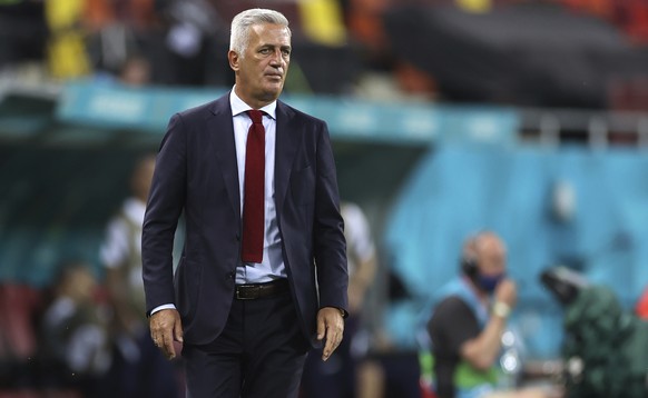 Switzerland&#039;s manager Vladimir Petkovic stands on the touchline during the Euro 2020 soccer championship round of 16 match between France and Switzerland at the National Arena stadium, in Buchare ...