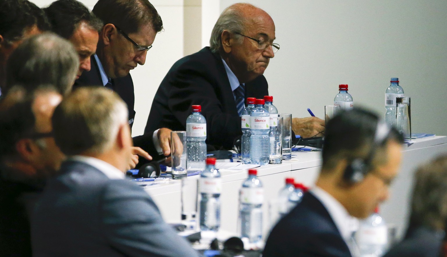 Ob Sepp Blatter bereits an seiner ersten Kolumne arbeitet?