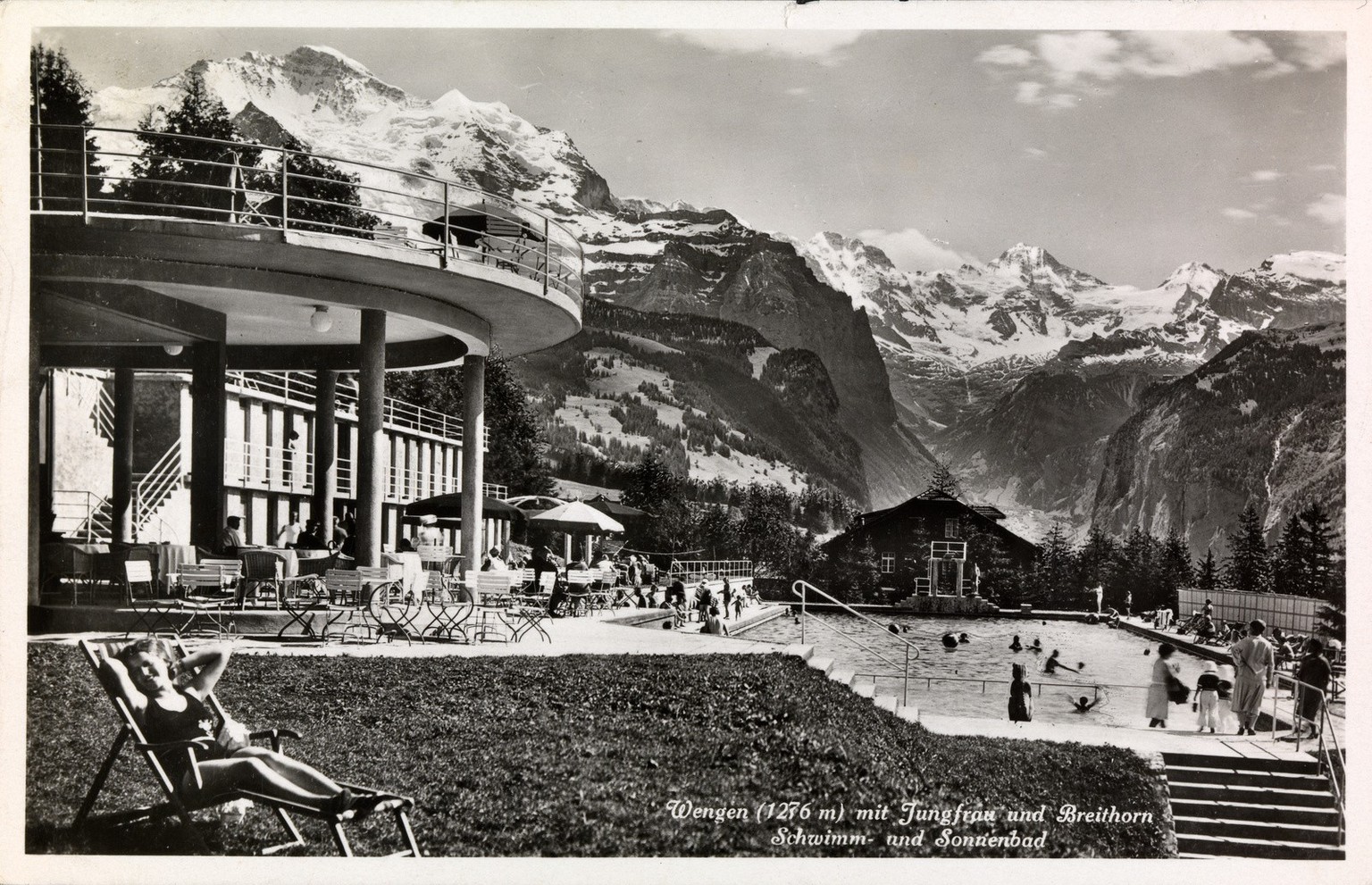 Poststempel 21.8.1936

Wengen (1276 m) mit Jungfrau und Breithorn, Schwimm- und Sonnenbad