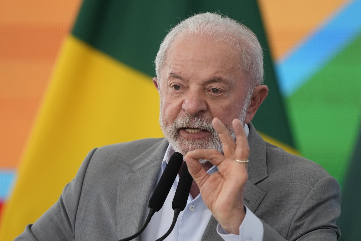 Brazilian President Luiz Inacio Lula da Silva speaks during an event at Planalto presidential palace in Brasilia, Brazil, Friday, Aug. 1, 2025. (AP Photo/Eraldo Peres)
Luiz Inacio Lula da Silva