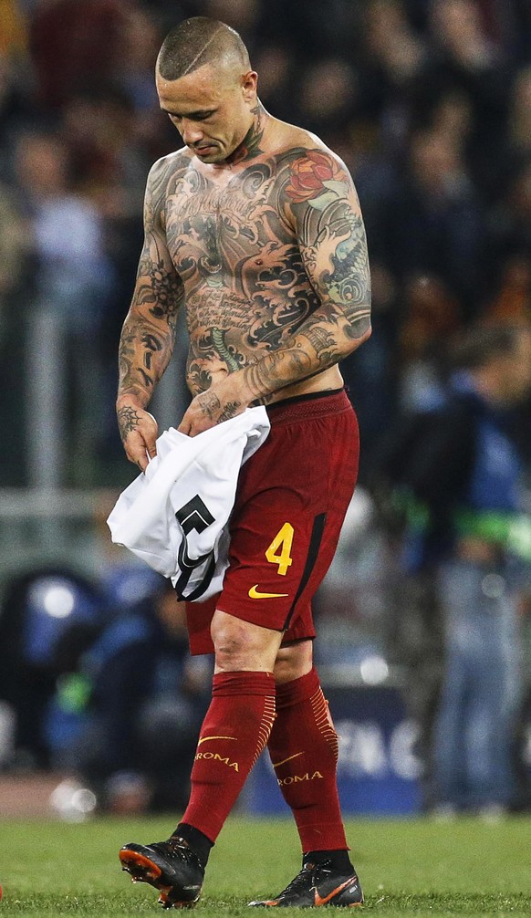 epa06707663 Roma&#039;s Radja Nainggolan reacts after the UEFA Champions League semi final, second leg soccer match between AS Roma and Liverpool FC at the Olimpico stadium in Rome, Italy, 02 May 2018 ...