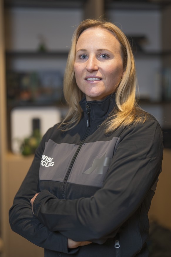 Nationaltrainerin Kathrin Stirnemann (MTB Frauen), posiert nach einer Medienkonferenz von Swiss Cycling zum Olympiazyklus hinsichtlich der olympischen Spiele 2028 in Los Angeles, am Dienstag, 6. Mai 2 ...