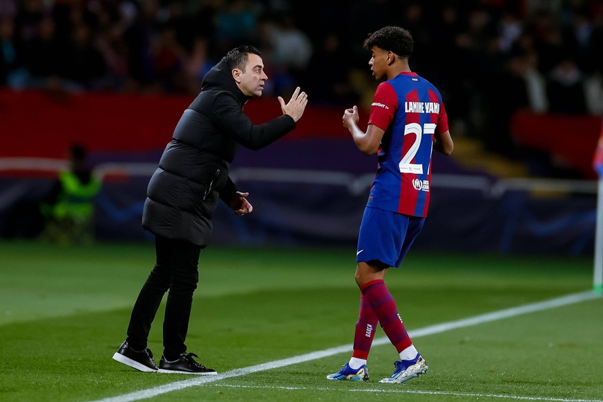 Head Coach Xavi FC Barcelona, Barca talks to Lamine Yamal FC Barcelona, UEFA Champions League 2023/2024 - Round of 16 second leg, FC Barcelona vs SSC Napoli, Olimpic Lluis Companys Stadium, March 12,  ...