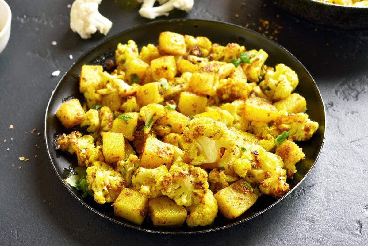 Aloo Gobi essen kochen curry indien pakistan punjab vegetarisch vegan kartoffel blumenkohl