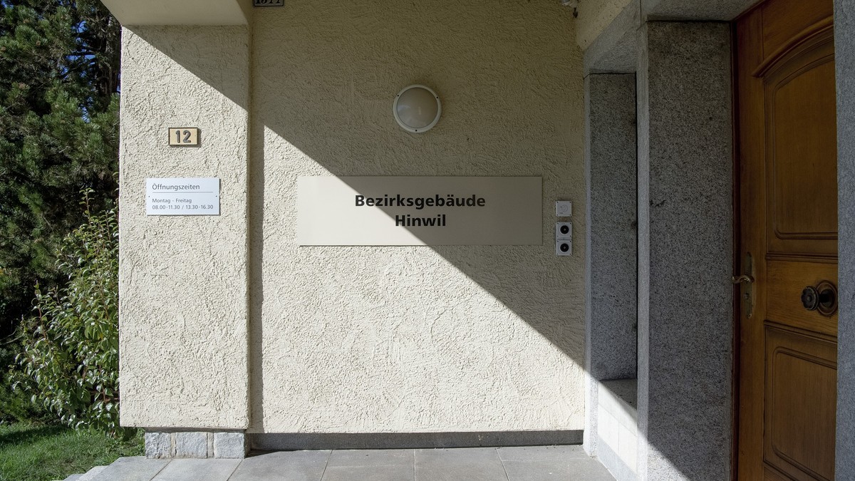 Schütze bestreitet vor Gericht in Hinwil Tötungsabsicht