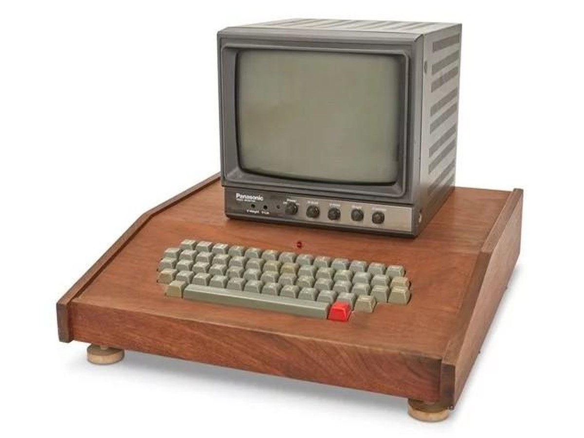 Apple 1 Computer für 400'000 Dollar versteigert.