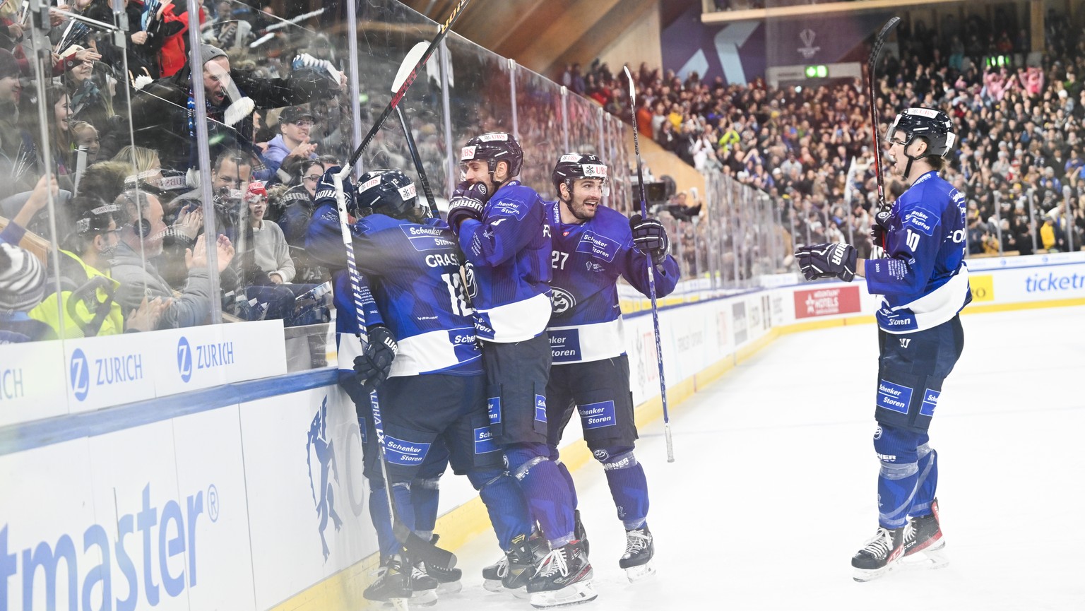 Ambri celebrates after Ambri&#039;s Brandon McMillan scored 2-0 during the game between Switzerland&#039;s HC Ambri-Piotta and Finland&#039;s IFK Helsinki, at the 94th Spengler Cup ice hockey tourname ...