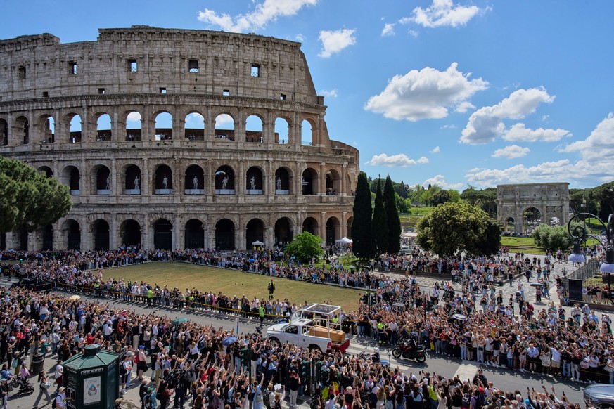 The coffin of Pope Francis passes the Colosseum in Rome, Saturday, April 26, 2025. (AP Photo/Bernat Armangue)
Vatican Pope