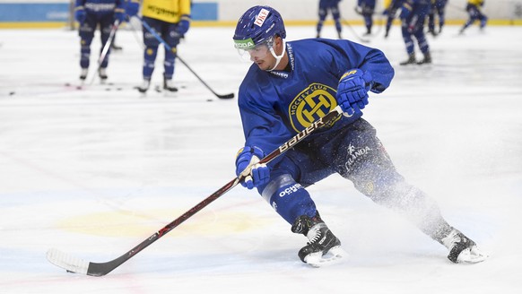 Der im Tryout befindliche finnische Verteidiger Otso Rantakari, aufgenommen im Training des HC Davos, am Donnerstag, 5. September 2019, in Davos. (KEYSTONE/Gian Ehrenzeller)